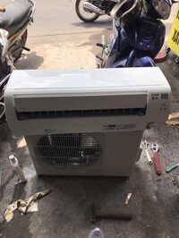 Máy Lạnh Cũ Daikin Inverter 8500 BTU FTKB25WMVMV