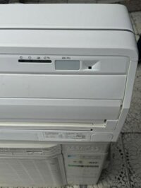 Máy lạnh cũ Daikin URUSARA  TÊN LỬA 1HP (9000BTU ) SX 2017 cực đẹp VIP