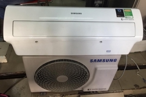 Điều hòa Samsung 10000 BTU 1 chiều inverter AR10KVFSBWKNSV
