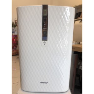 Máy lọc không khí và tạo ẩm Sharp KC-W45