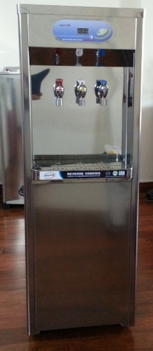 Máy lọc nước RO Comath CM-2681