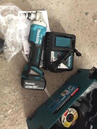 MÁY MÀI GÓC DÙNG PIN 100 MM 18V 01 SẠC NHANH ,02 PIN 18V 5.0AH MAKITA DGA408RTJ1- HÀNG CHÍNH HÃNG