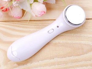 Máy massage mặt DS-039 bằng ion