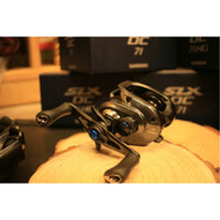 Máy ngang Shimano SLX DC 71 2023 tay trái