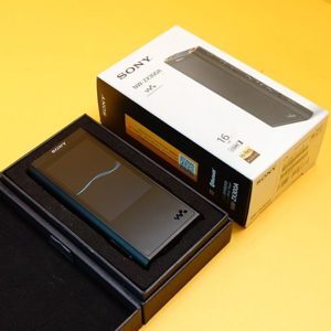 Máy nghe nhạc Hi-Res Sony NW-ZX300
