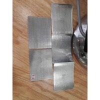 Máy nghiền dược liệu DF20 rễ cây, củ, quả, lá cây, thân cây, tỏi, ớt, cà rốt, gừng, hành, quế, hồi, đường.