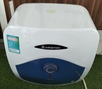 Máy nước nóng Ariston 15L