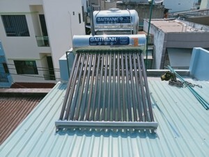 Máy nước nóng NLMT Đại Thành 240 lít ĐT70-16