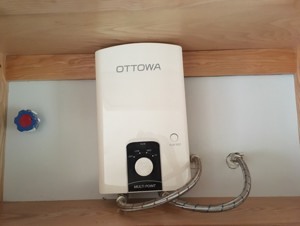 Bình nóng lạnh trực tiếp không bơm Ottowa TM5501