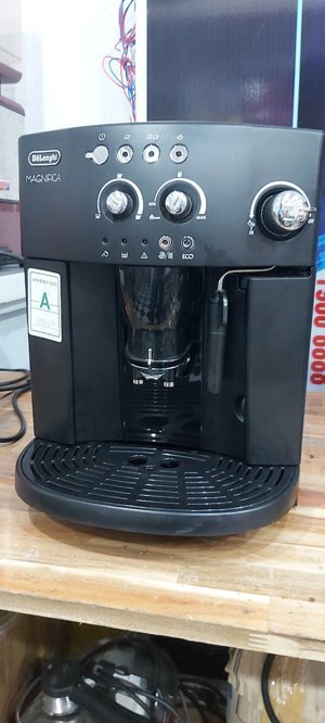 Máy pha cà phê tự động Delonghi Esam 4200