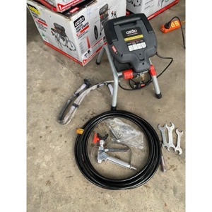 Máy phun sơn Ozito ASG-7000