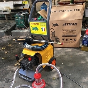 Máy phun xịt rửa xe Jetman JM2200A 2200W