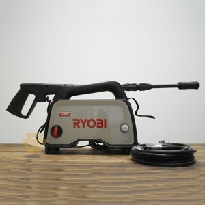 Máy phun xịt rửa xe Ryobi AJP-800 - 800W
