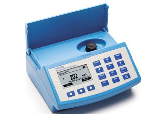 Máy quang đo đa chỉ tiêu trong thủy sản HI83303-02