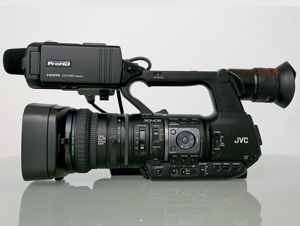 Máy quay JVC GY-HM660