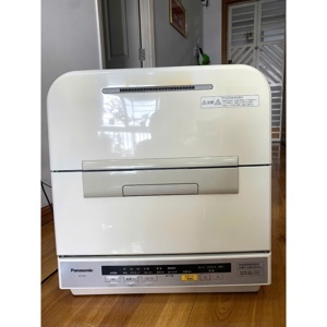 Máy rửa bát để bàn Panasonic 6 bộ NP-TM8