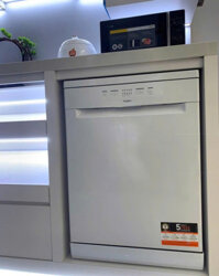 Máy rửa chén độc lập Whirlpool WFE 2B19 - Nhập khẩu Balan, Bảo hành 2 năm