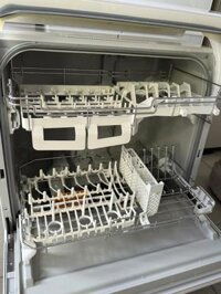 Máy rửa chén PANASONIC NP-TR8 mặt mica còn mới đẹp zin DATE 2016