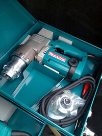 MÁY SIẾT CẮT BU LÔNG MAKITA 6922NB