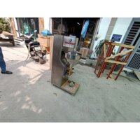 Máy tạo viên thịt bò, tôm mực sử dụng điện 220v gia đình