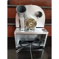 Máy thái hành tỏi mô tơ chạy điện bằng THÉP như ảnh kèm bộ dao 30k ( máy trong video minh họa bằng inox ạ)