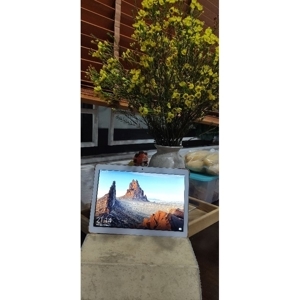 Máy tính bảng Huawei MediaPad T3 10 -16GB, RAM 2GB, WiFi+4G, 9.6 inch