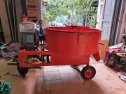 Máy trộn bê tông diesel 500L cưỡng bức D15