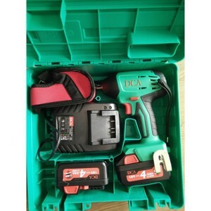 Máy vặn bu lông dùng pin DCA ADPB16E