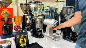 Máy xay cafe Akira M-520A