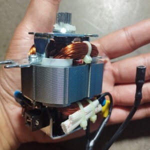 Máy xay thịt Delites LH101B