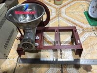 Máy xay xương sụn, xay cổ gà, xay thịt, xay cua, xay ốc cối gang 22 không motor
