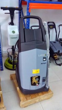Máy Xịt Áp Lực Karcher K3.450 KAP