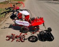 Máy xới đất lên luống tạo rãnh 2 cầu dàn xới trước Kawasaki VMDN700