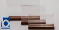 Menu mica chân gỗ, Menu để bàn đế gỗ mica, kẹp giấy thay đổi nội dung, bảng để bàn mica đế gỗ
