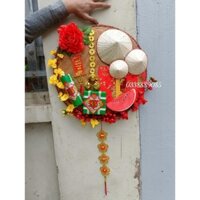 Mẹt trang trí bánh chưng, bánh tét, nón, dưa hấu thỏi vàng, tiền vàng trang trí tết cực chảnh