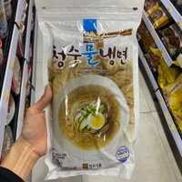 Mì Lạnh Dạng Nước Thịt Bò Hàn Quốc Gói 720G ( Kèm Nước Dùng Mì Lạnh) / 청수식품) 청수물냉면 720G