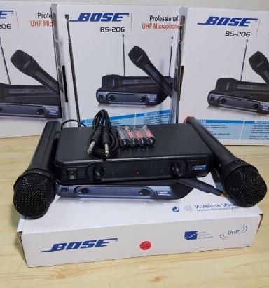 Micro karaoke không dây Bose WR-206