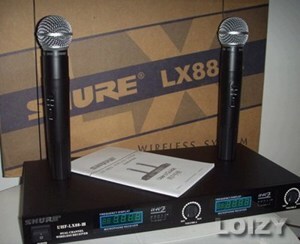 Micro karaoke không dây Shure LX88-III