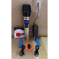 Micro không dây karaoke Boss