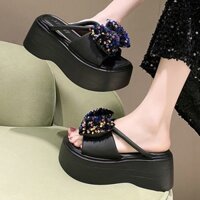 【Miễn phí vận chuyển trong kho】Dép nữ Giày cao gót Dép đế dày Dép lê đế bánh xốp, Dép lê nữ tăng chiều cao nơ thời trang đi bên ngoài đế dày, Dép lê nữ