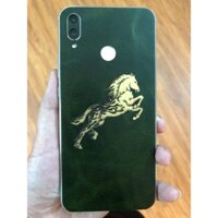 Miếng dán da skin Huawei nova 3i - Da vân trơn đổi màu ghép ngựa