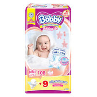 Miếng lót Bobby fresh (Newborn 1, dưới 5 kg, 108 miếng) + 9 miếng Tã dán Bobby cỡ XS
