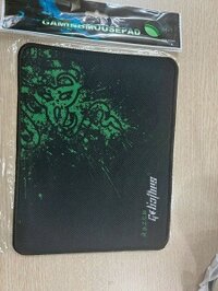 MIẾNG LÓT CHUỘT RAZER 2 LI 25*30