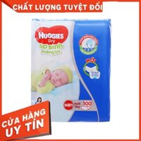 Miếng lót sơ sinh Huggies Dry size NB1 100 miếng (cho bé dưới 5kg)