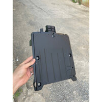 Miếng nhựa dưới gầm chắn bùn cho Pcx 150