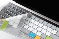 Miếng phủ bàn phím bảo vệ dành cho MacBook Pro 13 inch 2020 M1 hiệu INNOSTYLE USA KEYGUARD NAVIGATOR SHORTCUT - Hàng Chính Hãng