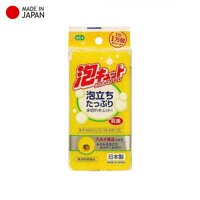 Miếng rửa chén bát tạo bọt, kháng khuẩn, nhanh thoát nước 3 lớp, 2 màu tươi sáng  kích cỡ 11,8 x 5,9 x 3,2 cm Made in Japan - Vàng