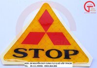 MIẾNG TEM STOP DÁN XE BẰNG NHỰA DẺO