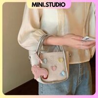 mini.studio Túi Chio làn Trái Tim có quai cầm tay kèm dây đeo chéo