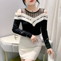 Miou Mùa Thu 2024 Mới Gợi Cảm Cổ Chữ V Ruffle Top Dài Tay Thiết Kế Gợi Cảm Hạt Trang Trí Gợi Cảm Tắt Vai Áo Thun Nữ